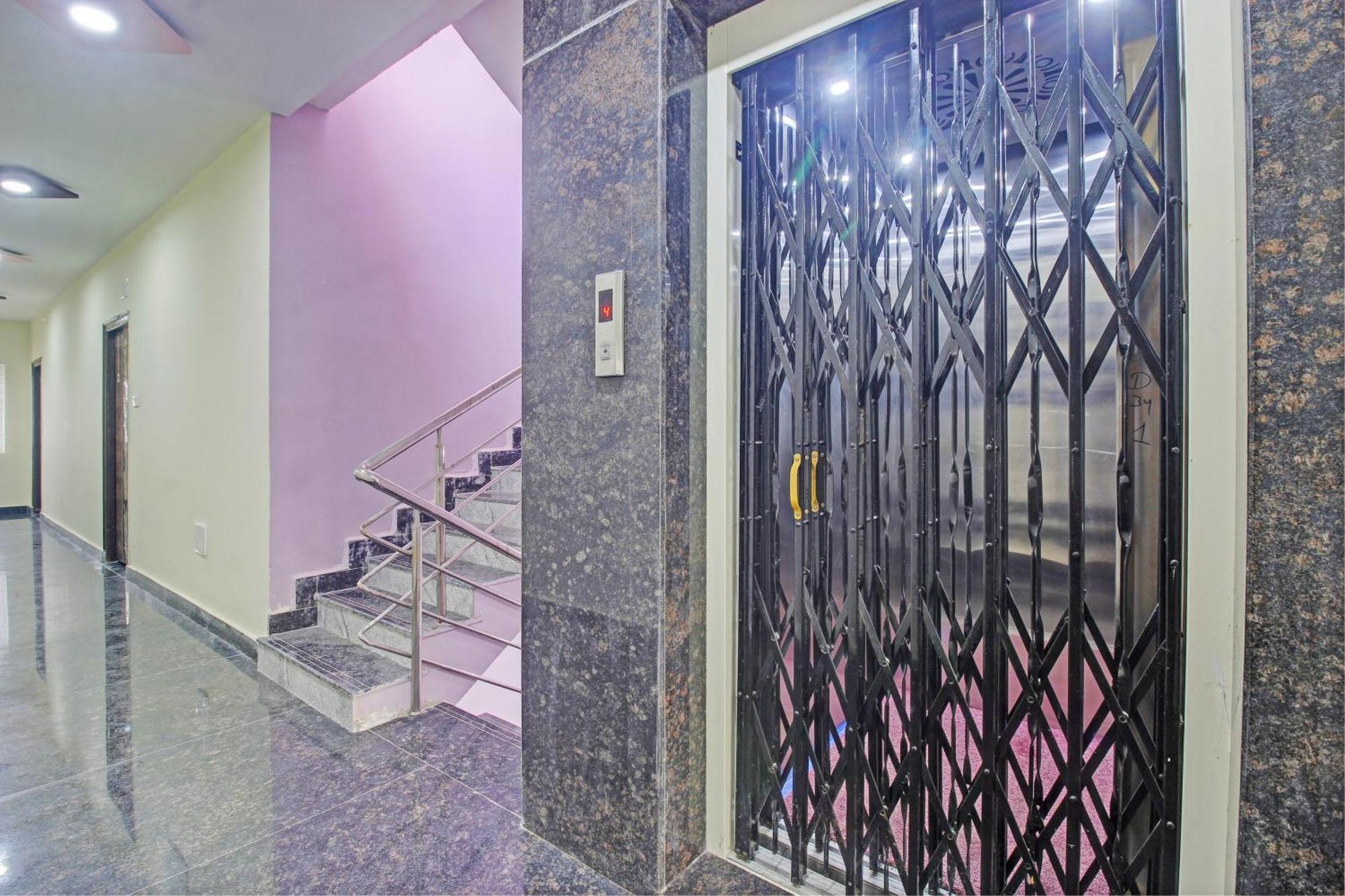 Super Hotel O Sri Nirvana Pride Ibrahimpatan المظهر الخارجي الصورة