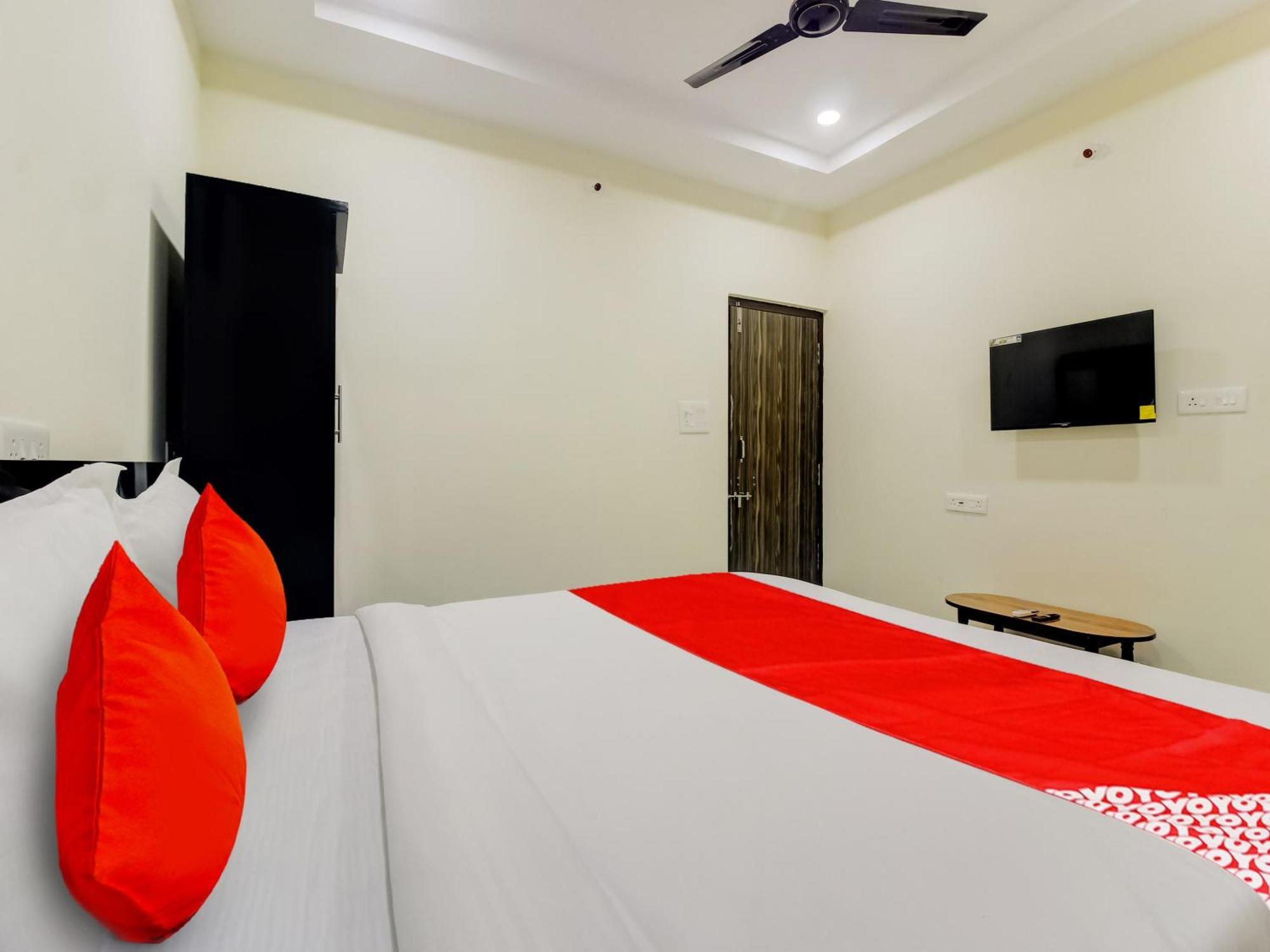 Super Hotel O Sri Nirvana Pride Ibrahimpatan المظهر الخارجي الصورة