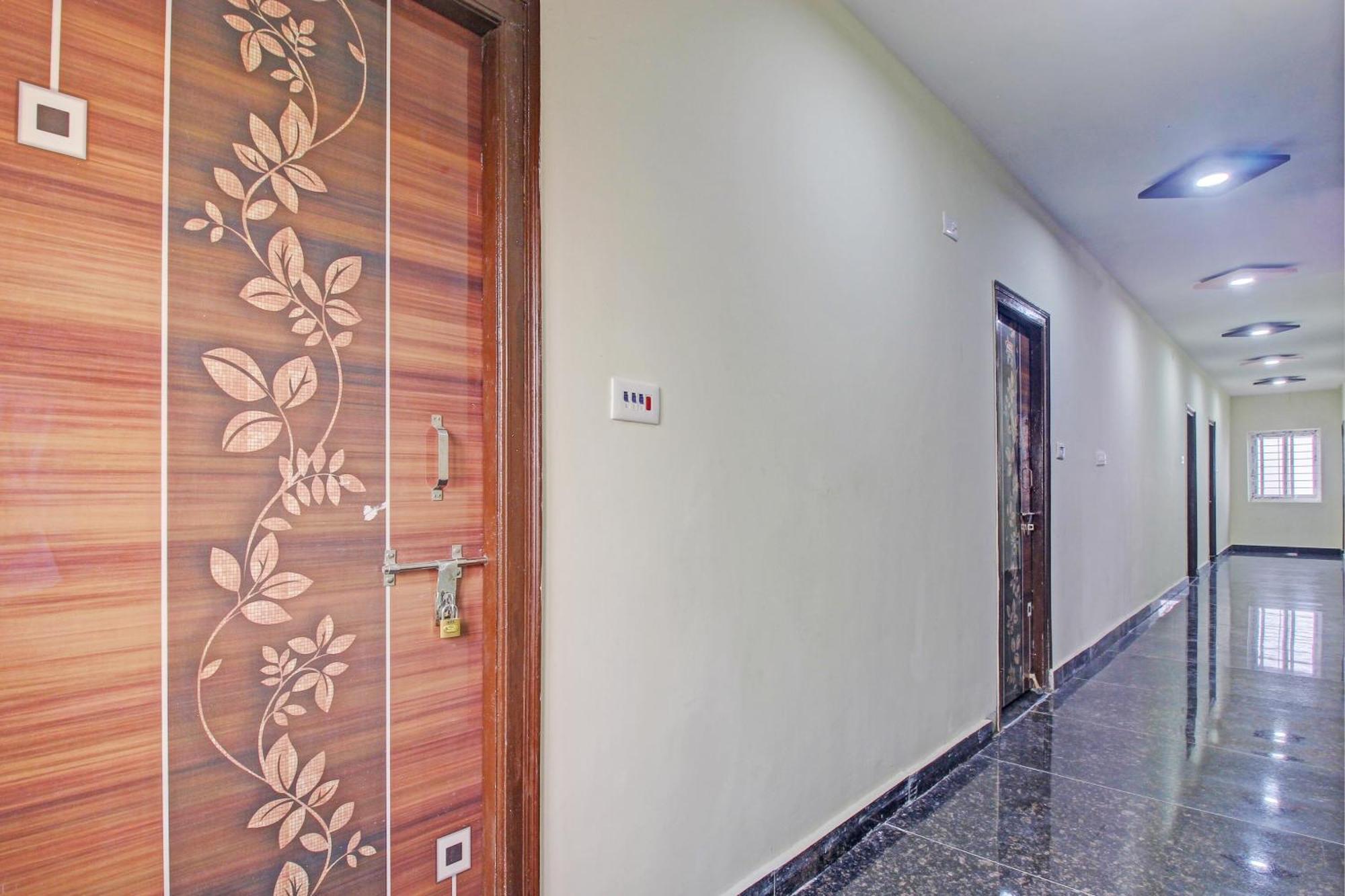 Super Hotel O Sri Nirvana Pride Ibrahimpatan المظهر الخارجي الصورة